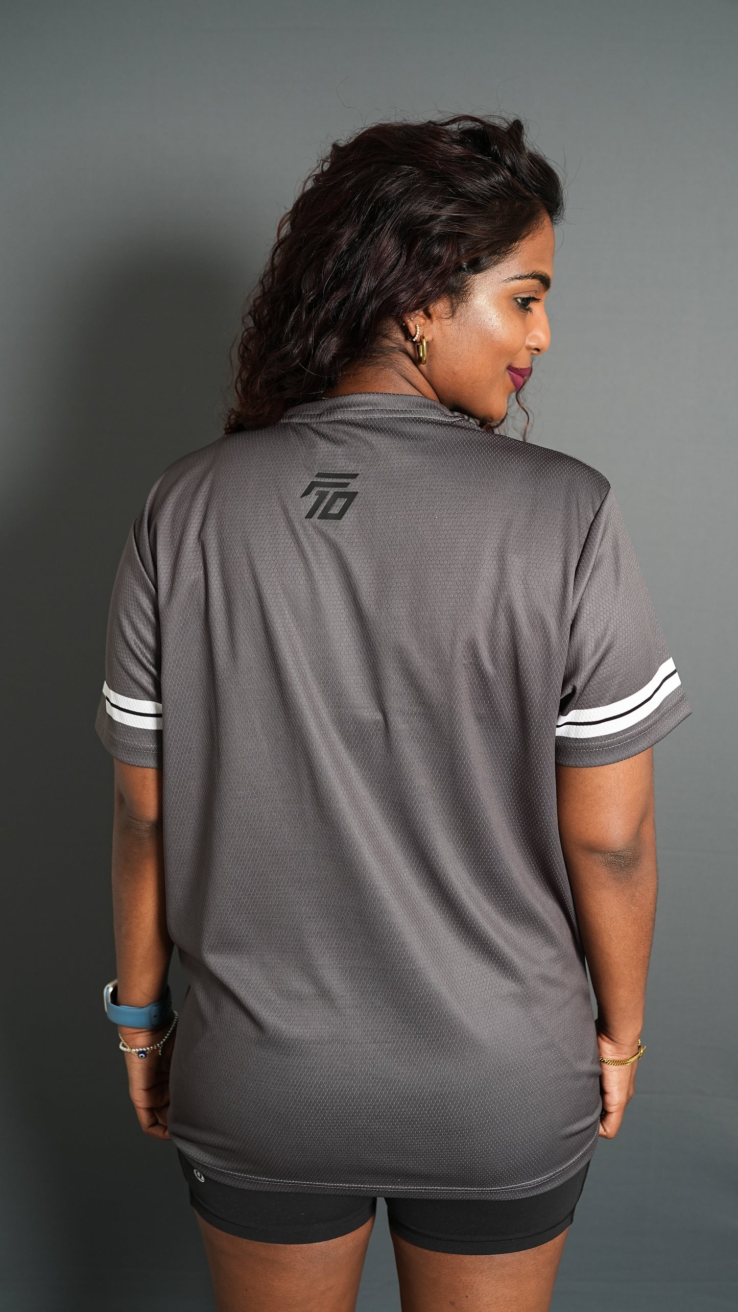 F10 Collection - 10s Club - T-Shirt - Grey (Unisex)