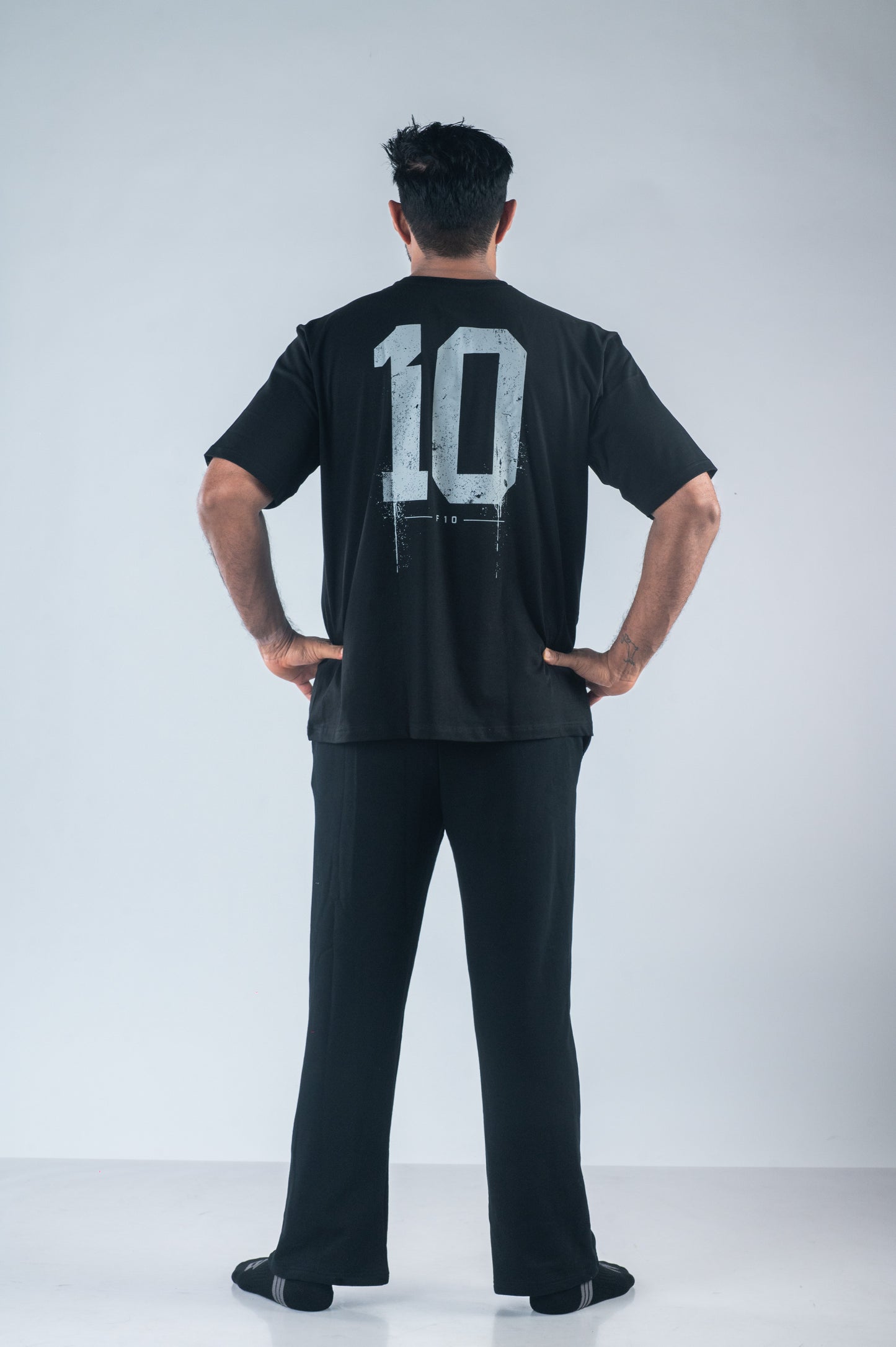 F10 Sleek Joggers - Black