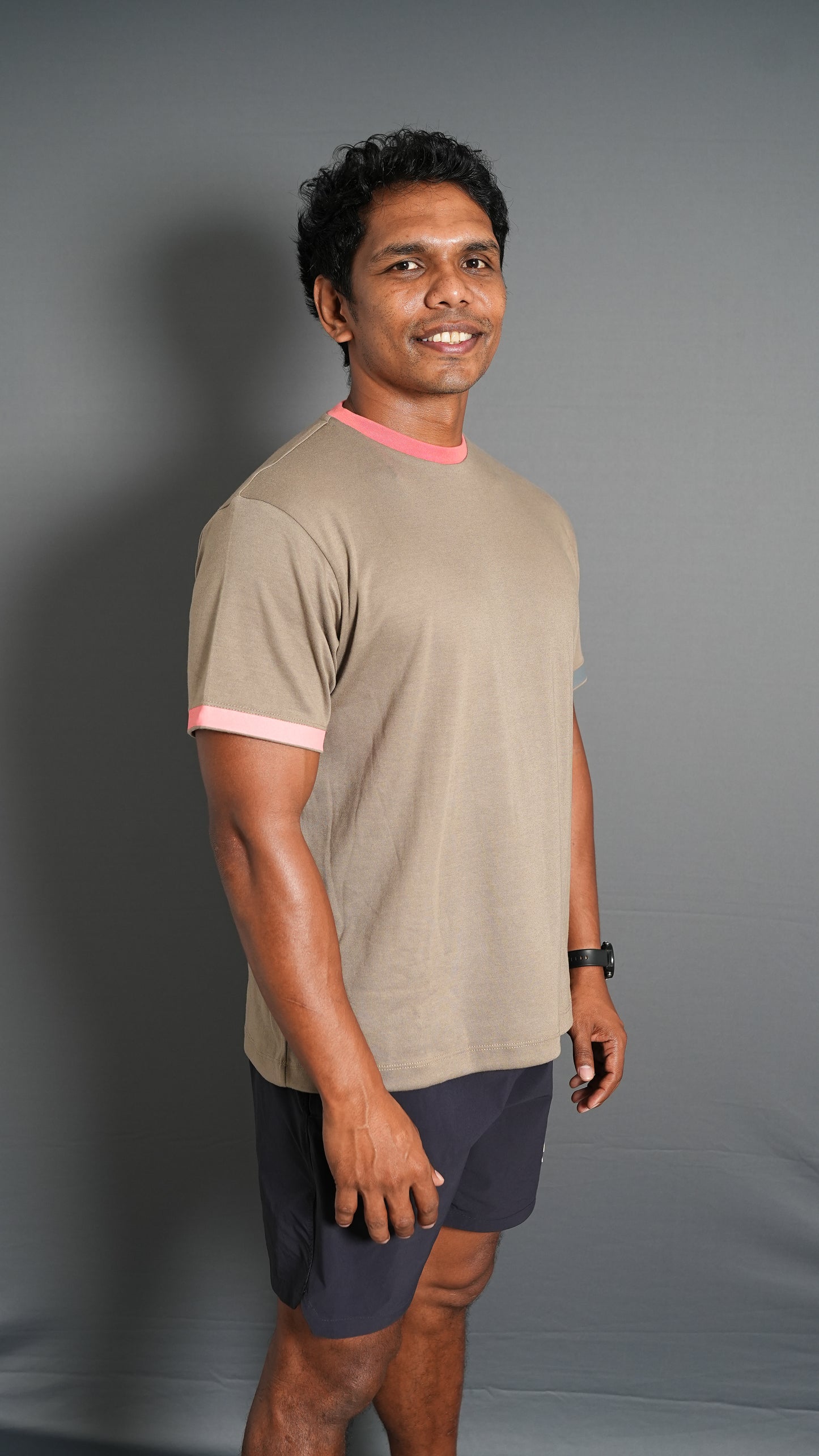 F10 Collection - T-Shirt - Brown (Unisex)