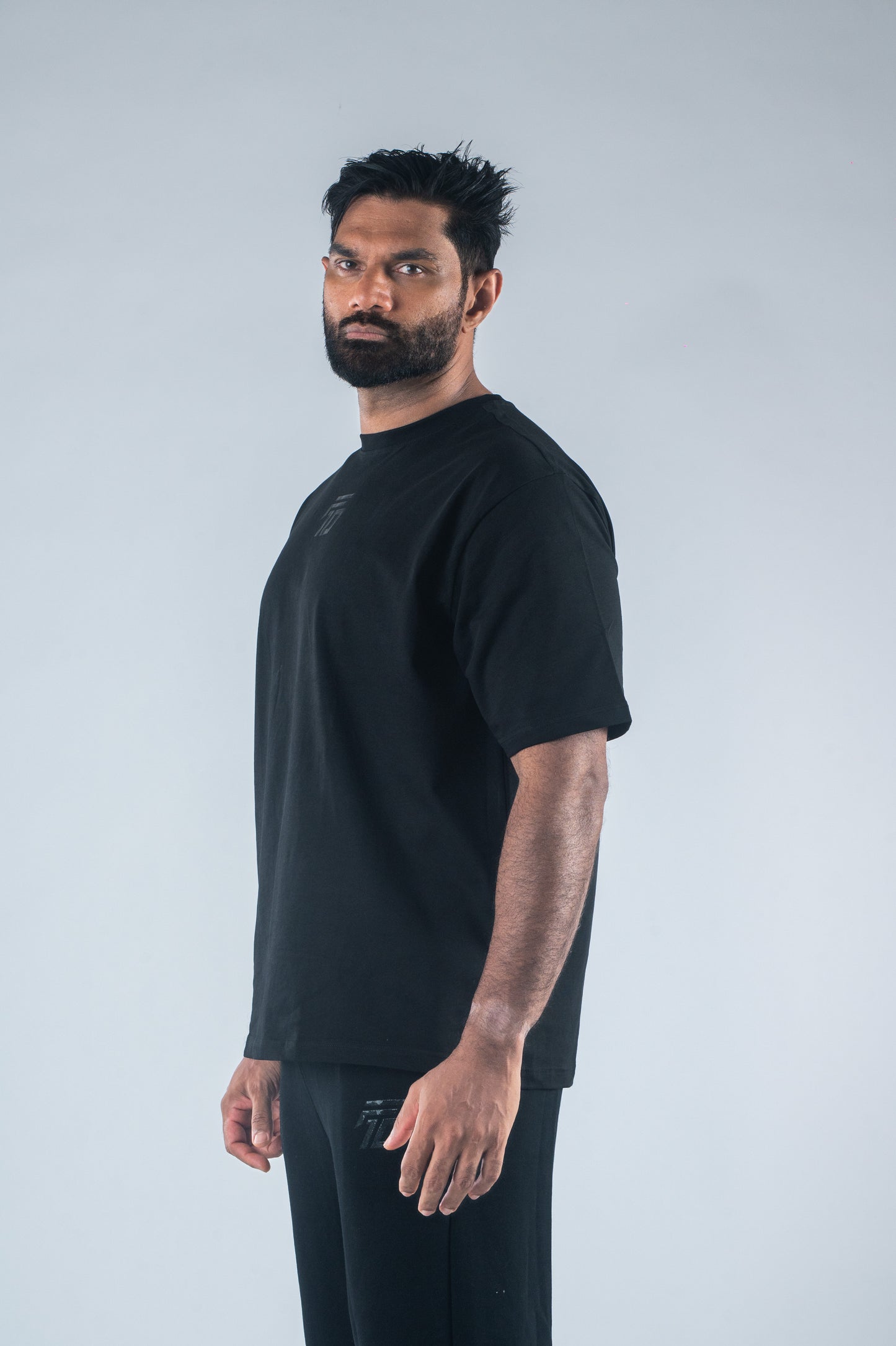 F10 Classic Oversized Top  - Black